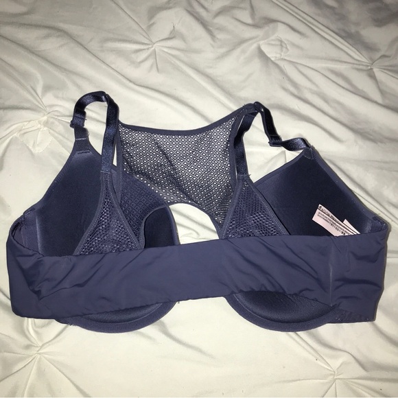 Body By Victoria Secret 38C Lot Tshirt Plunge Coverage Bra Sexy Front Closure - Picture 9 of 9